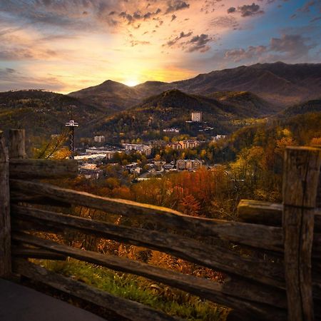 The Nut House, Hot Tub, Game Room, Wifi, 1089 Free Tickets Each Paid Day, Dollywood And More! Pigeon Forge Dış mekan fotoğraf