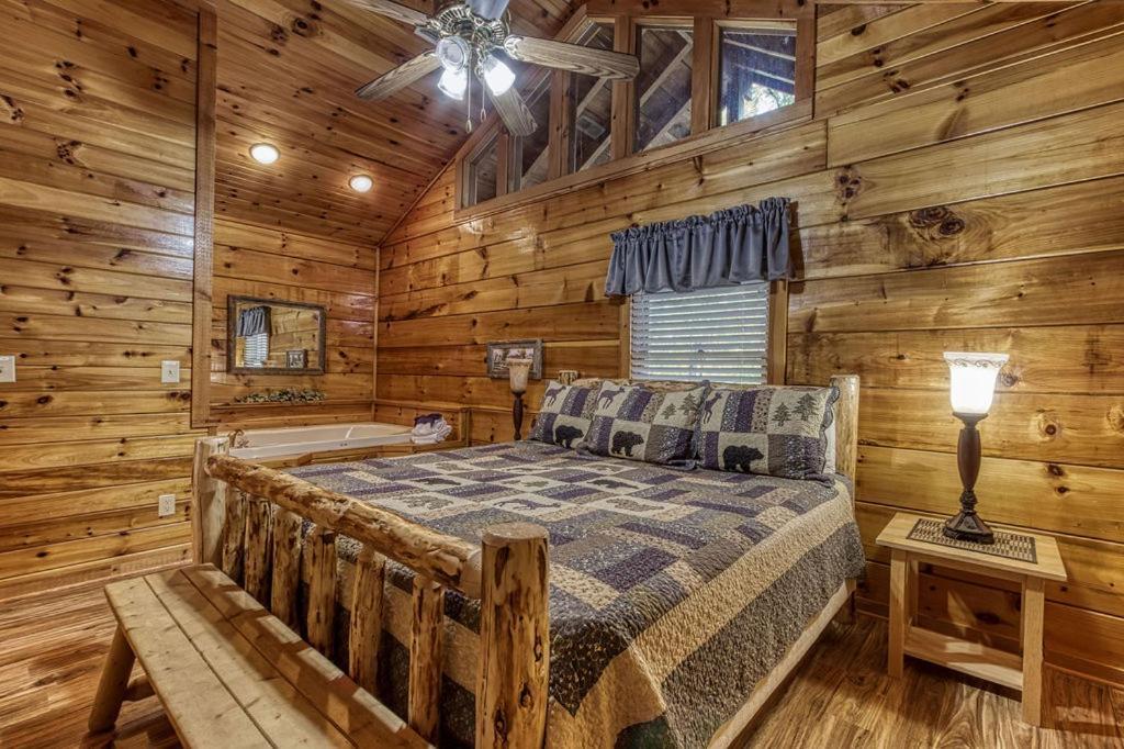 The Nut House, Hot Tub, Game Room, Wifi, 1089 Free Tickets Each Paid Day, Dollywood And More! Pigeon Forge Dış mekan fotoğraf